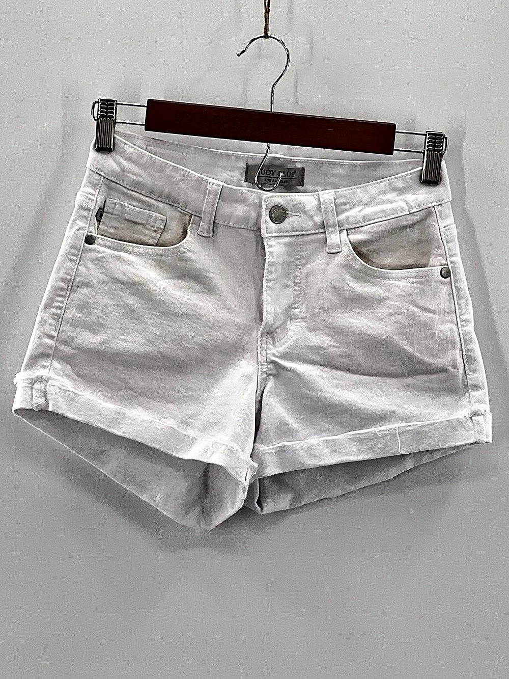 J118 Judy Blue Size Small Aurora Weekender Double Cuff White Denim Shorts
